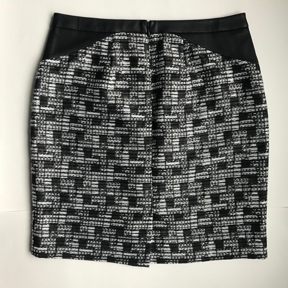 Ann Taylor Metallic Tweed Pencil Skirt - Picture 3 of 9